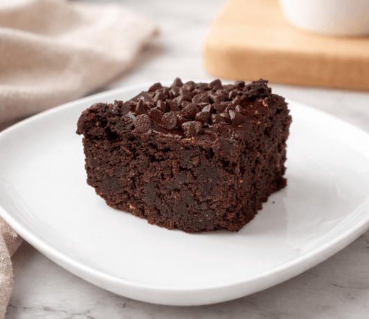 Chocolate Protein Power Cake - Beanie Bites
