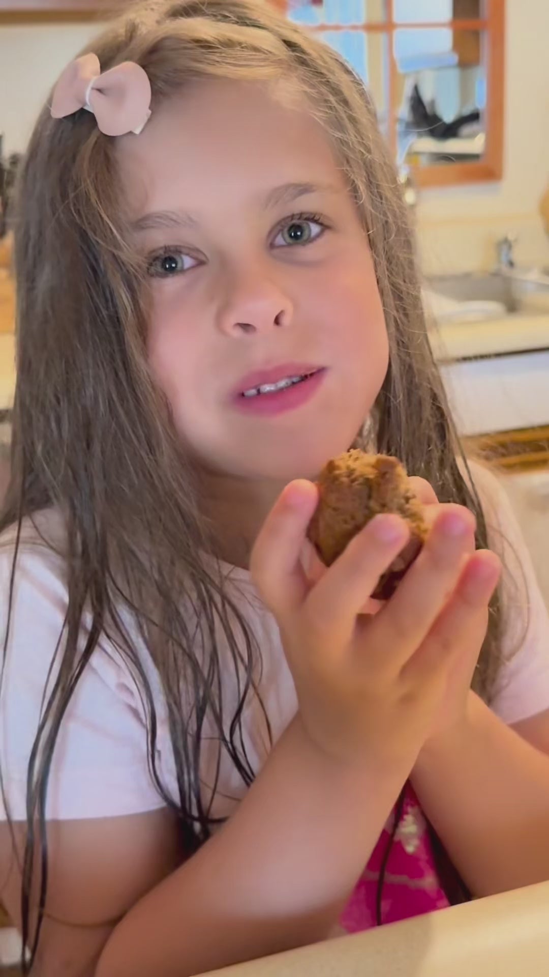 Load video: An adorable little girl loves gives her feedback for eating Beanie Bites.